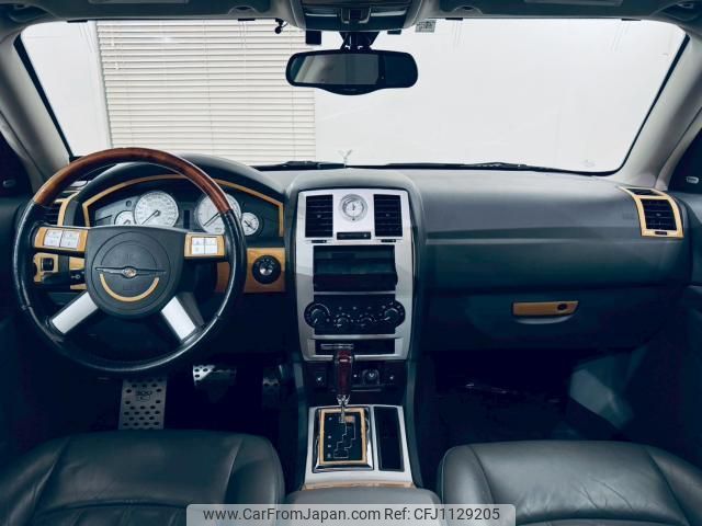chrysler 300c 2005 quick_quick_-LX57-_2C3AA63H85H626599 image 2