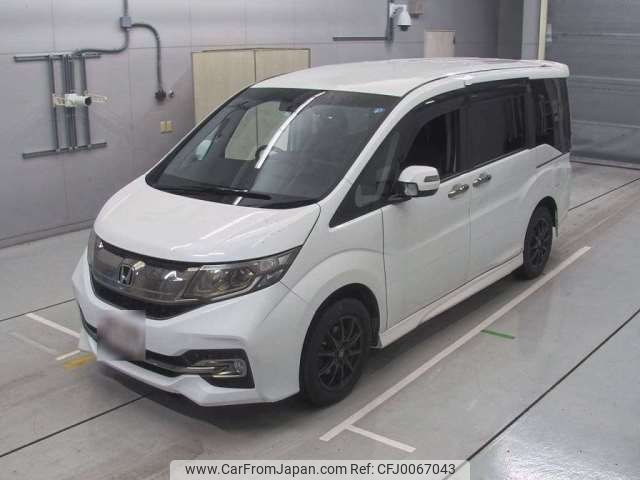 honda stepwagon 2017 -HONDA--Stepwgn DBA-RP4--RP4-1103437---HONDA--Stepwgn DBA-RP4--RP4-1103437- image 1