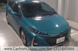toyota prius-phv 2017 CFJ1845866
