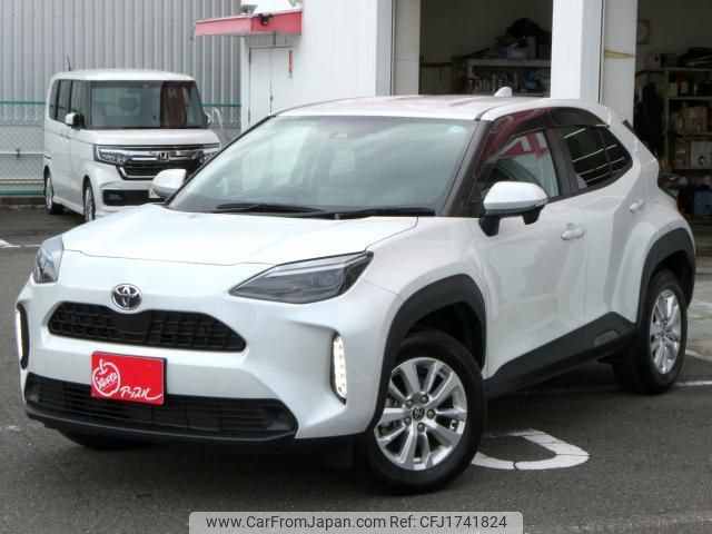 toyota yaris-cross 2025 CFJ1741824 image 1