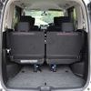 nissan serena 2011 D00133 image 28