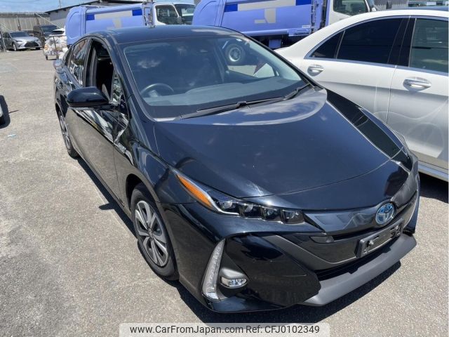 toyota prius-phv 2018 -TOYOTA--Prius PHV ZVW52-3047907---TOYOTA--Prius PHV ZVW52-3047907- image 1