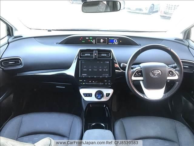 toyota prius-phv 2018 quick_quick_DLA-ZVW52_ZVW52-3068444 image 2