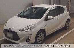 toyota aqua 2015 -TOYOTA 【千葉 540ﾎ 21】--AQUA DAA-NHP10--NHP10-2486231---TOYOTA 【千葉 540ﾎ 21】--AQUA DAA-NHP10--NHP10-2486231-