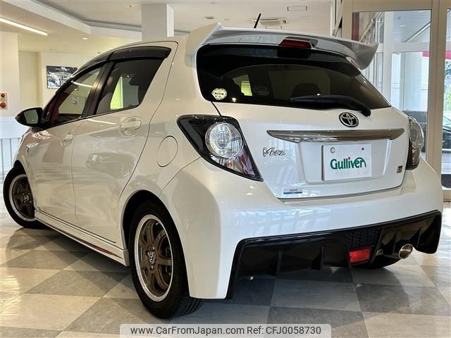 toyota vitz 2017 -TOYOTA--Vitz DBA-NCP131--NCP131-2027913---TOYOTA--Vitz DBA-NCP131--NCP131-2027913- image 2