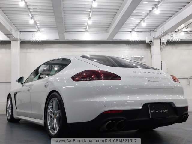 porsche panamera 2015 CFJ4321517 image 2