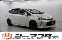 toyota prius-α 2015 CFJ1838350