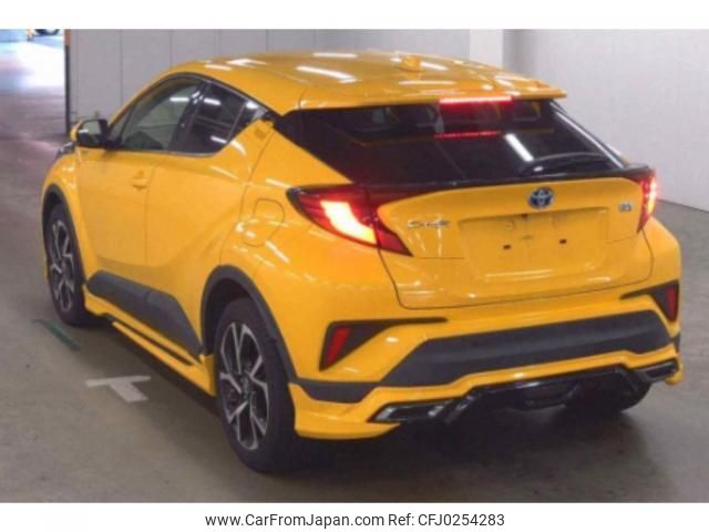 toyota c-hr 2019 quick_quick_6AA-ZYX11_2004675 image 2