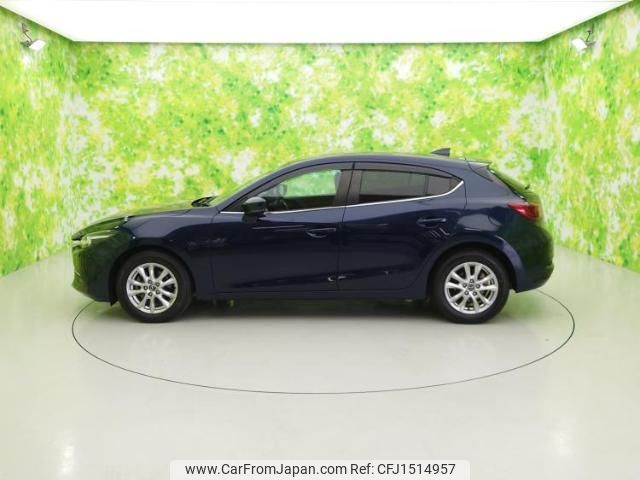 mazda axela 2017 CFJ1514957 image 2