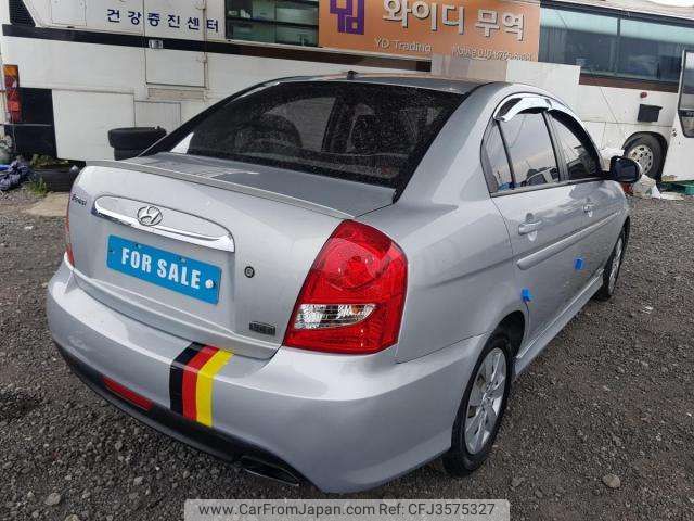 hyundai verna 2010 ED-03177-20191108 image 2