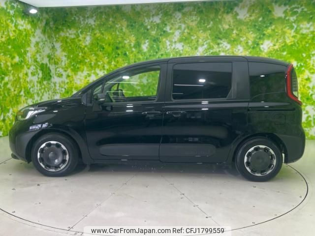 toyota sienta 2023 CFJ1799559 image 2