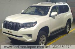 toyota land-cruiser-prado 2018 quick_quick_LDA-GDJ150W_0033068