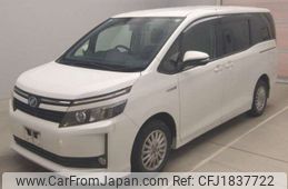 toyota voxy 2015 CFJ1837722