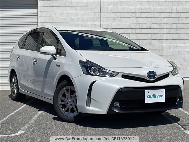 toyota prius-α 2017 CFJ1678012 image 1