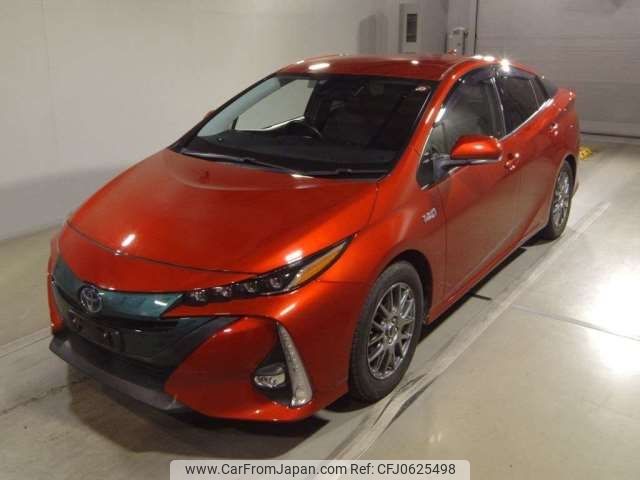 toyota prius-phv 2017 -TOYOTA--Prius PHV DLA-ZVW52--ZVW52-3013936---TOYOTA--Prius PHV DLA-ZVW52--ZVW52-3013936- image 1