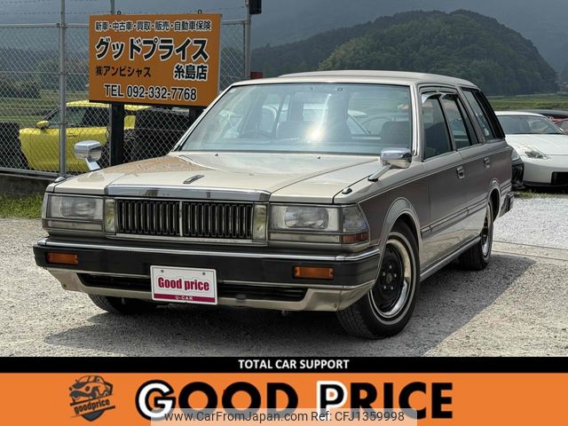 nissan cedric-van 1998 CARSENSOR_JP_AU6415161139 image 1
