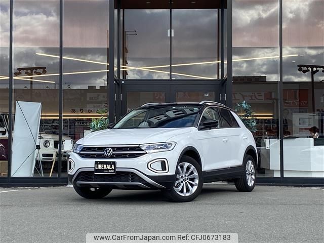 volkswagen volkswagen-others 2023 -VOLKSWAGEN--VW T-Roc 3DA-A1DFF--WVGZZZA1ZPV584182---VOLKSWAGEN--VW T-Roc 3DA-A1DFF--WVGZZZA1ZPV584182- image 1