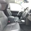 toyota land-cruiser-prado 2017 ENHANCEAUTO_1_ea283540 image 11