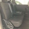toyota noah 2018 -TOYOTA--Noah DBA-ZRR80G--ZRR80-0422586---TOYOTA--Noah DBA-ZRR80G--ZRR80-0422586- image 10