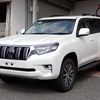 toyota land-cruiser-prado 2020 24352207 image 3