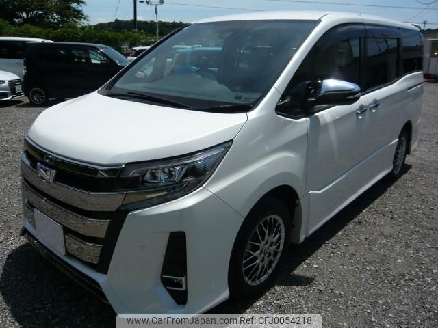 toyota noah 2020 quick_quick_6AA-ZWR80W_ZWR80-0474111 image 1