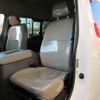 nissan nv350-caravan-wagon 2018 GOO_JP_700020117030231123001 image 23