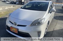 toyota prius 2013 -TOYOTA--Prius DAA-ZVW30--ZVW30-5683872---TOYOTA--Prius DAA-ZVW30--ZVW30-5683872-