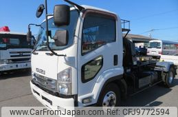 isuzu forward 2012 CFJ9772594