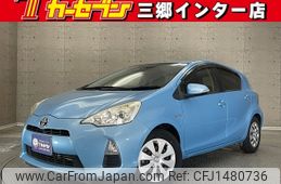 toyota aqua 2013 -TOYOTA--AQUA DAA-NHP10--NHP10-2190450---TOYOTA--AQUA DAA-NHP10--NHP10-2190450-