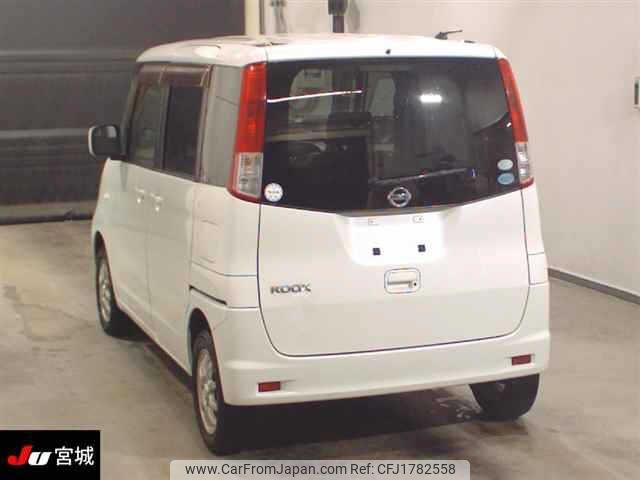 nissan roox 2011 CFJ1782558 image 2