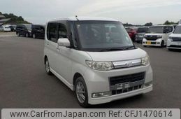 daihatsu tanto 2010 CFJ1470614