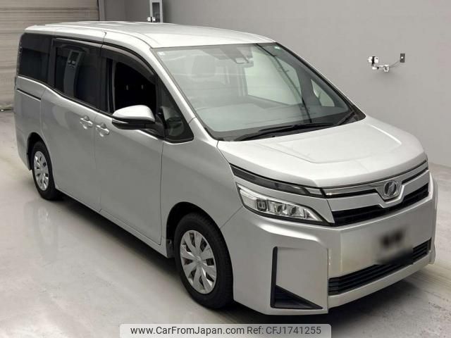 toyota voxy 2018 CFJ1741255 image 1