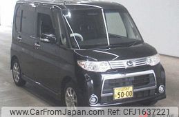 daihatsu tanto 2013 CFJ1637221