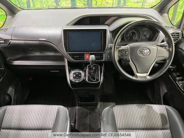 toyota voxy 2018 -TOYOTA--Voxy DBA-ZRR80W--ZRR80-0391702---TOYOTA--Voxy DBA-ZRR80W--ZRR80-0391702- image 2