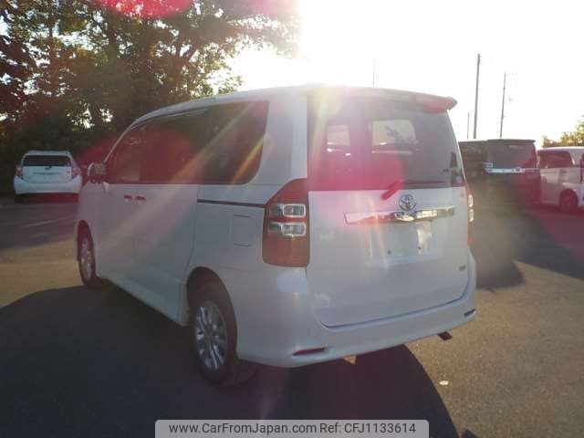 toyota noah 2012 -TOYOTA--Noah DBA-ZRR75W--ZRR75-0094512---TOYOTA--Noah DBA-ZRR75W--ZRR75-0094512- image 2