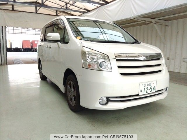 toyota noah 2009 ENHANCEAUTO_1_ea281627 image 1