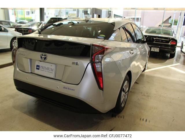 toyota prius 2017 quick_quick_DAA-ZVW51_6058998 image 2