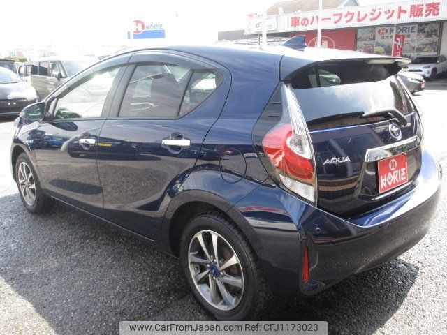 toyota aqua 2018 -TOYOTA--AQUA NHP10--6741290---TOYOTA--AQUA NHP10--6741290- image 2