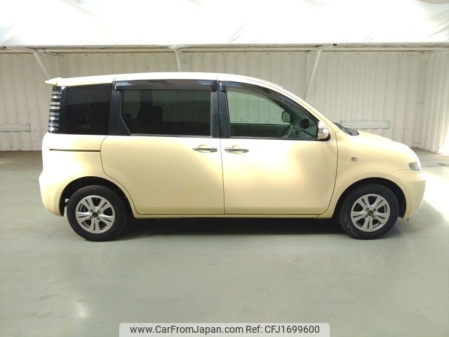 toyota sienta 2006 CFJ1699600 image 2