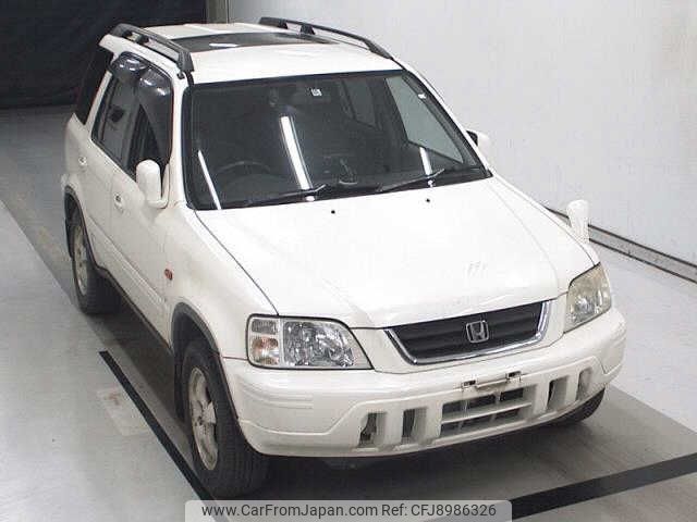 1998 white honda cr v