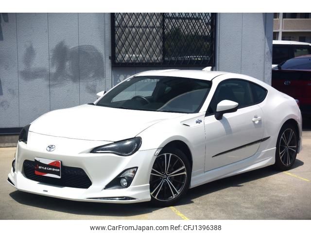 toyota 86 2012 GOO_JP_700060229130250709001 image 1