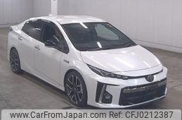 toyota prius-phv 2018 quick_quick_DLA-ZVW52_ZVW52-3077877