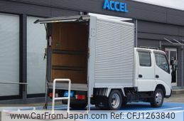 toyota dyna-truck 2006 GOO_JP_700060001230250512001