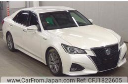 toyota crown-hybrid 2016 CFJ1822605