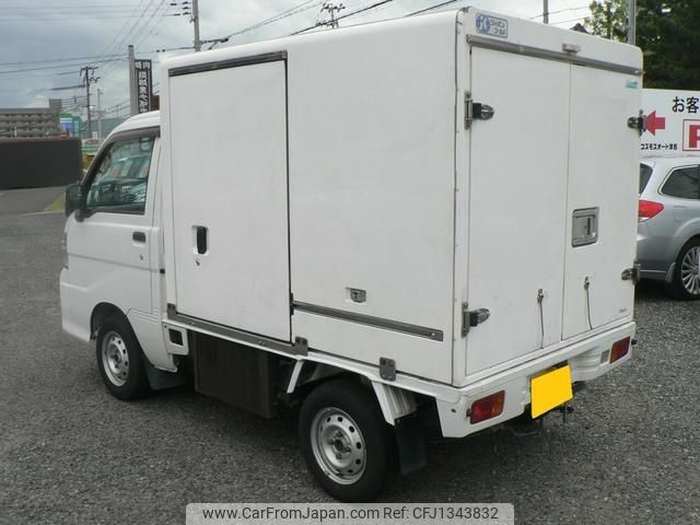 toyota pixis-truck 2013 -TOYOTA 【神戸 880ｱ6861】--Pixis Truck S201U--0002573---TOYOTA 【神戸 880ｱ6861】--Pixis Truck S201U--0002573- image 2