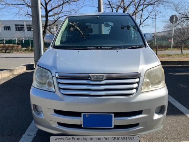 toyota noah 2005 -TOYOTA--Noah TA-AZR60G--AZR60-0017313---TOYOTA--Noah TA-AZR60G--AZR60-0017313- image 1