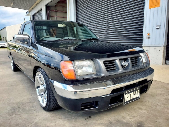 2000 Nissan Datsun Pickup LFD22 - Car Price $10,486
