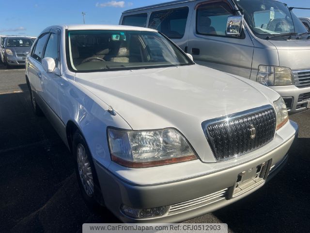 toyota crown-majesta 2000 41 image 2
