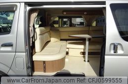 toyota hiace-wagon 2017 GOO_JP_700050416230241226002