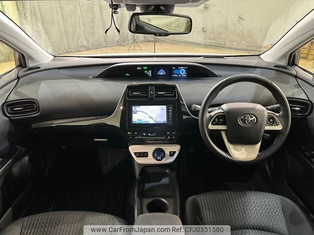 toyota prius 2017 quick_quick_ZVW50_ZVW50-6089869 image 2